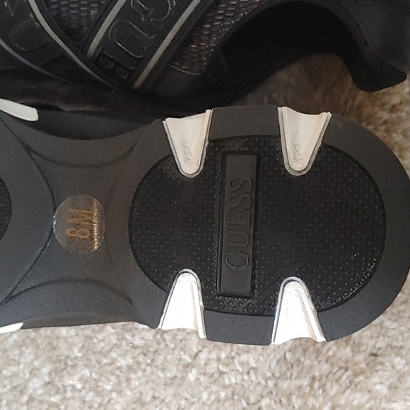 GUESS women Paulin Cross Strap Sneakers Sz 8 Black - Picture 5 of 9